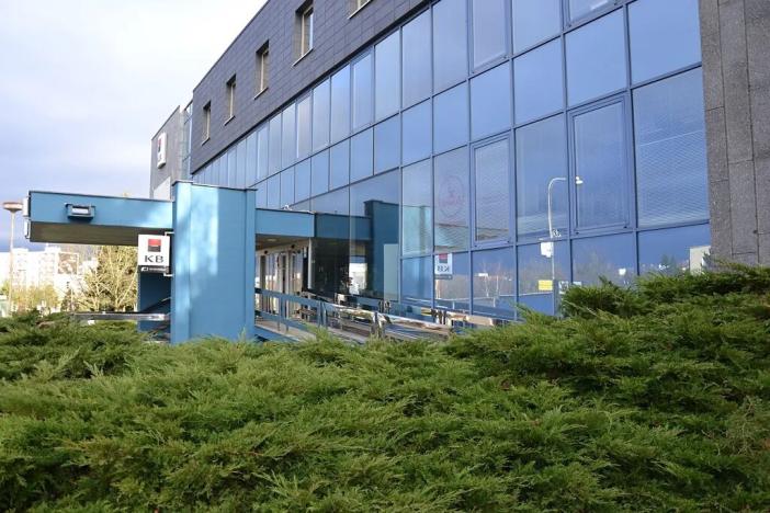 Pronájem kanceláře, Žďár nad Sázavou, Havlíčkovo nám., 230 m2