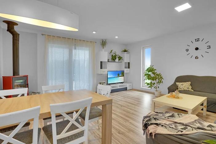 Prodej rodinného domu, Hlušovice, Jezerní, 102 m2