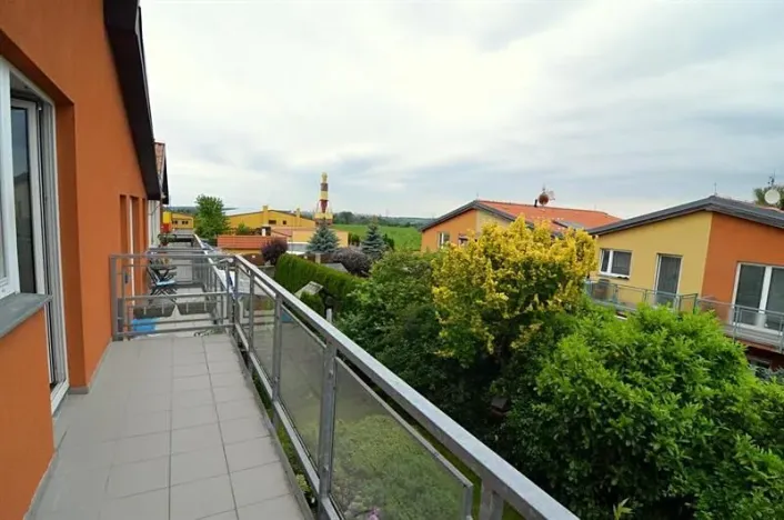 Pronájem bytu 2+kk, Vestec, U Strouhy, 57 m2