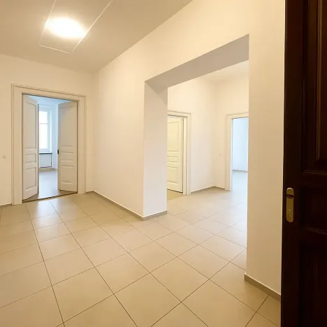 Pronájem bytu 3+1, Praha, 144 m2