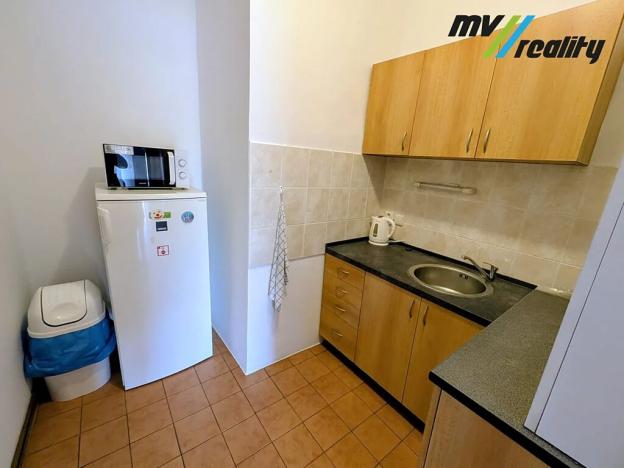 Pronájem kanceláře, Lysá nad Labem, Poděbradova, 23 m2