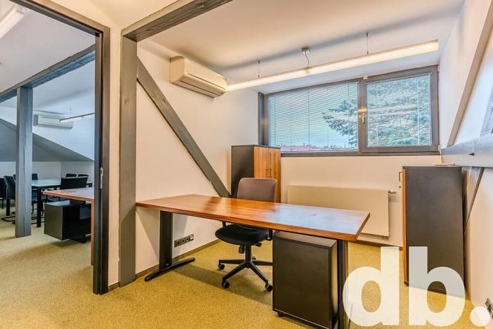 Pronájem kanceláře, Cheb, 26. dubna, 190 m2