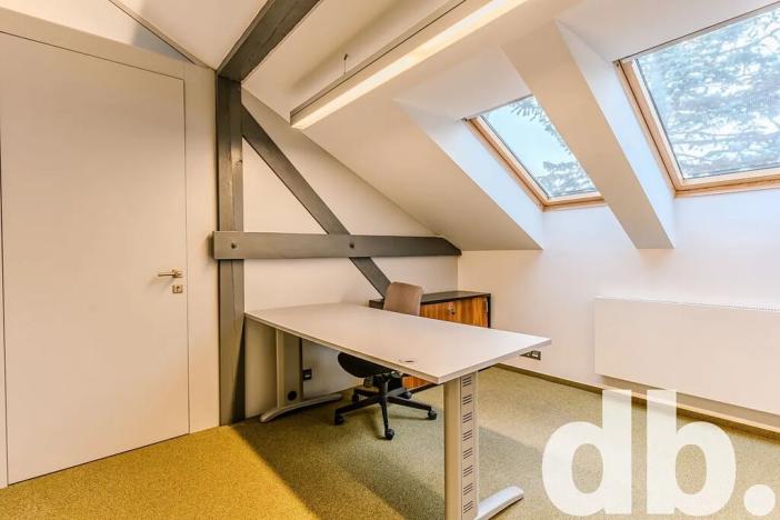 Pronájem kanceláře, Cheb, 26. dubna, 190 m2