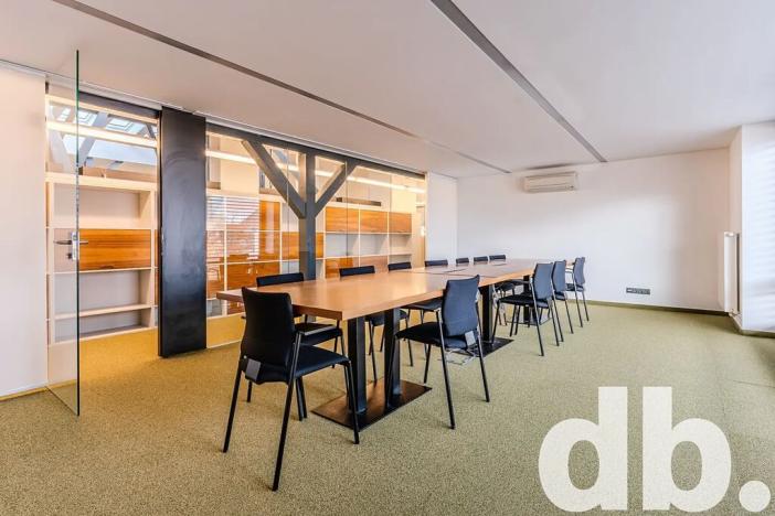 Pronájem kanceláře, Cheb, 26. dubna, 190 m2