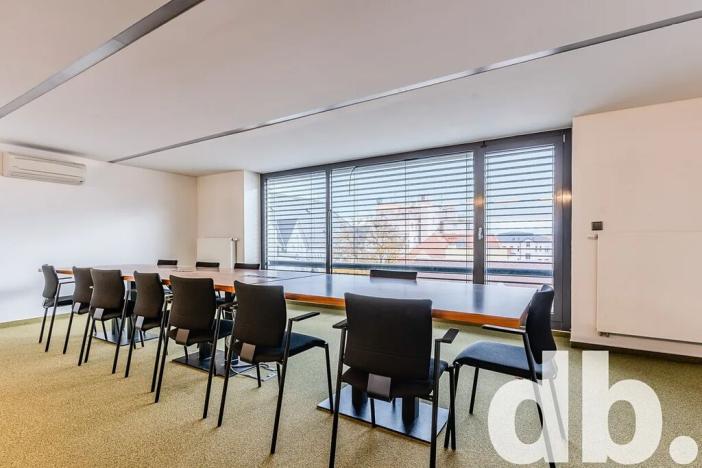 Pronájem kanceláře, Cheb, 26. dubna, 190 m2