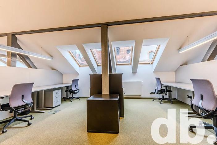 Pronájem kanceláře, Cheb, 26. dubna, 190 m2