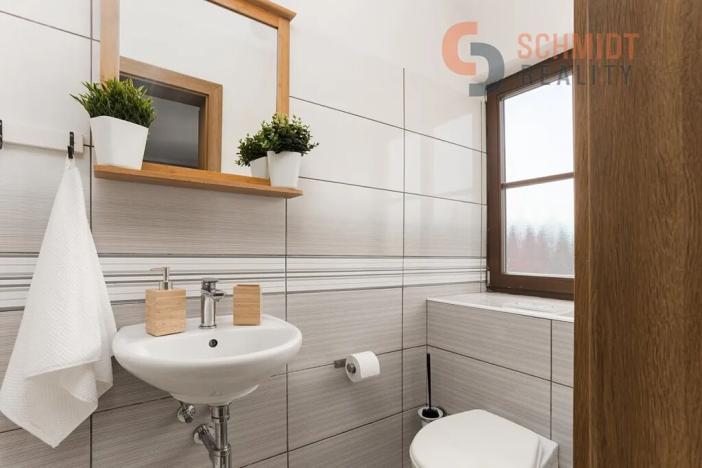 Prodej rodinného domu, Perná, 300 m2