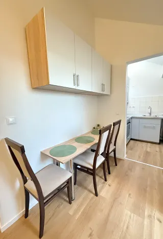 Prodej atypického bytu, Praha - Vršovice, Žitomírská, 92 m2