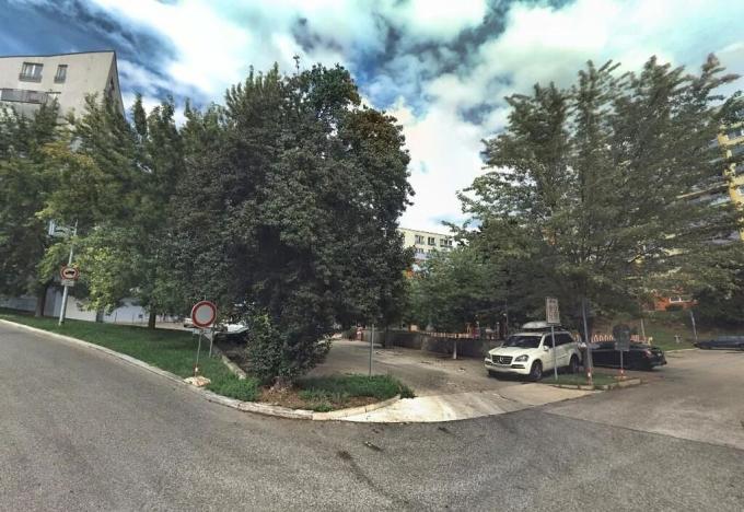 Pronájem garážového stání, Praha - Motol, Kudrnova, 18 m2