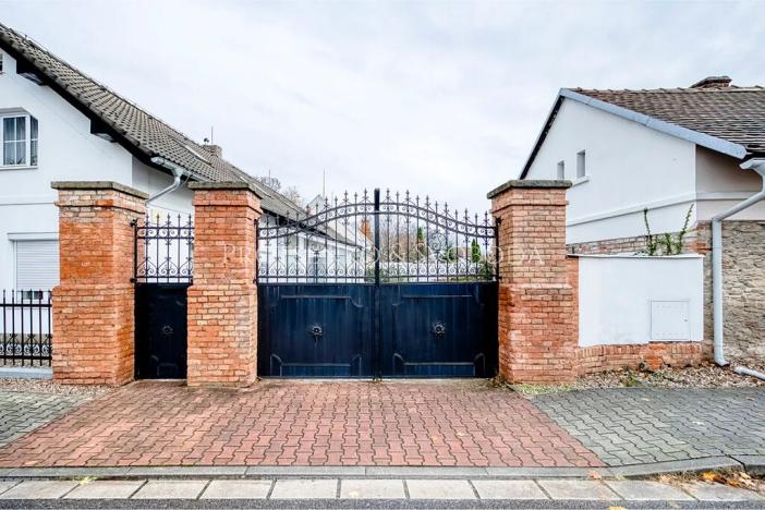 Prodej skladu, Pardubice, Žižkova, 250 m2