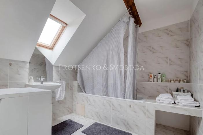 Prodej ubytování, Pardubice, Žižkova, 250 m2