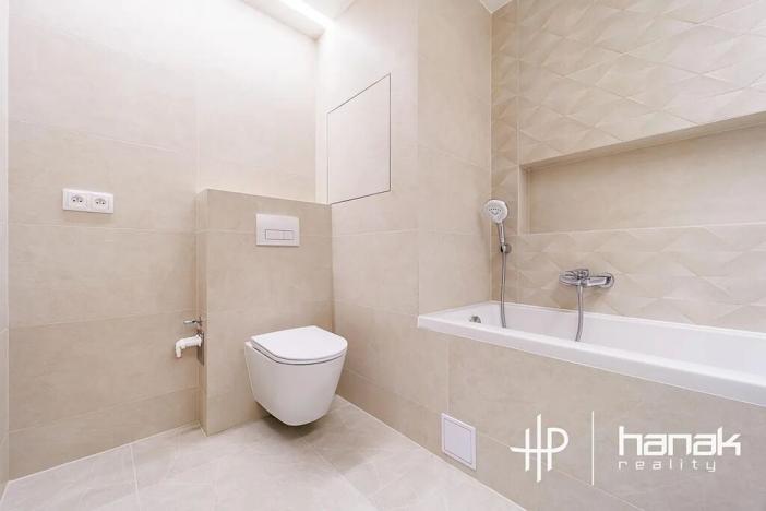 Pronájem bytu 2+kk, Olomouc, Edmunda Husserla, 55 m2