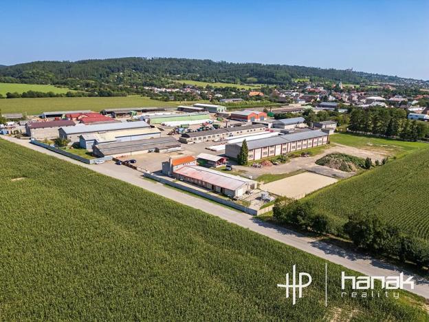 Prodej výrobních prostor, Dolany, 900 m2