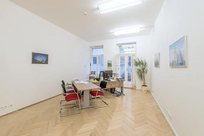 Pronájem kanceláře, Praha - Nové Město, Václavské náměstí, 500 m2