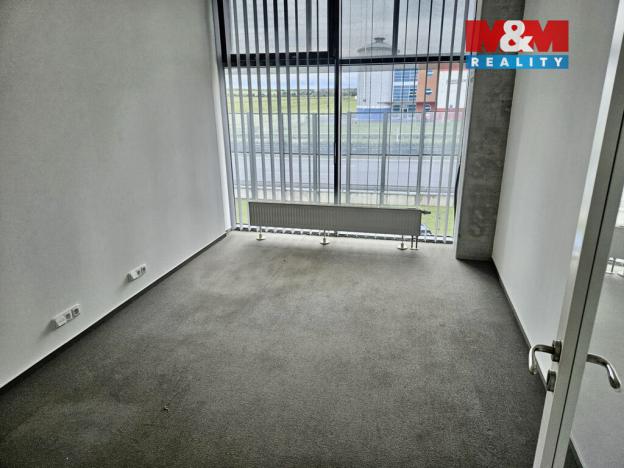 Pronájem kanceláře, Nupaky, Komerční, 100 m2