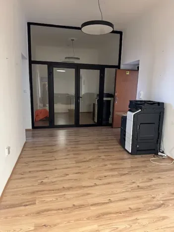 Pronájem kanceláře, Praha - Smíchov, Nádražní, 145 m2