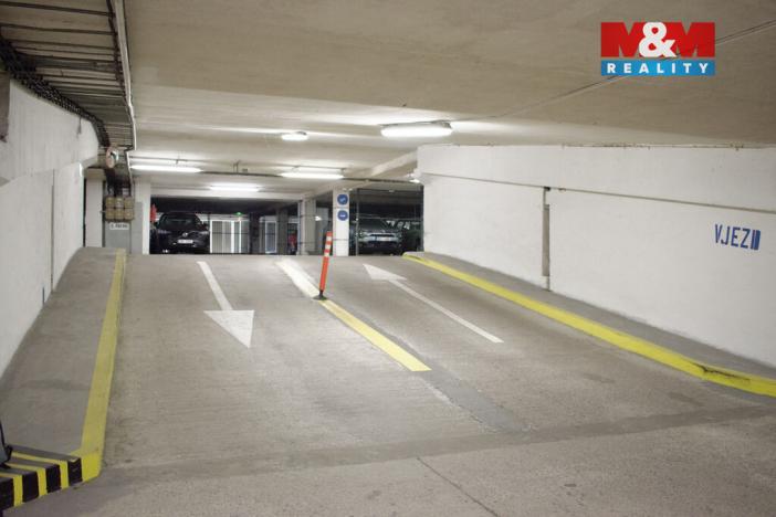 Prodej garážového stání, Praha - Podolí, Milevská, 10 m2