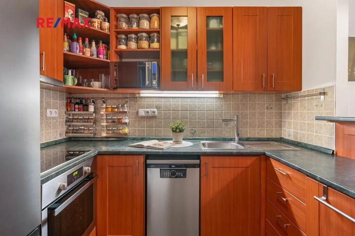 Prodej bytu 3+kk, Praha - Vysočany, Na Harfě, 61 m2