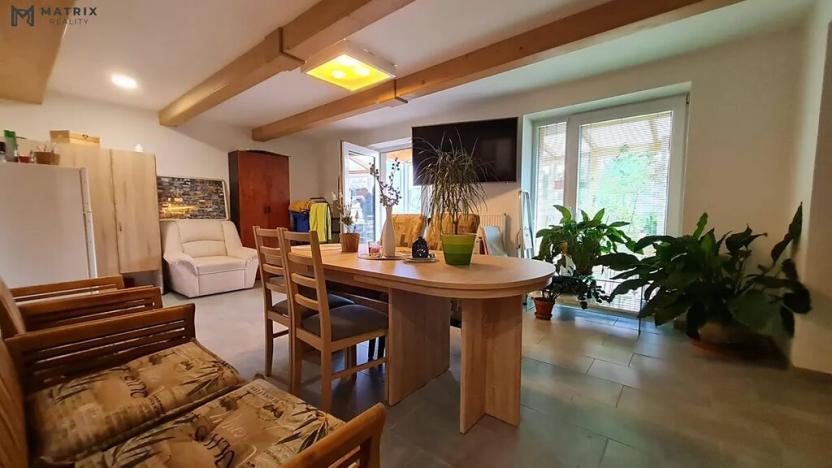 Prodej bytu 1+kk, Květnice, K Dobročovicům, 49 m2