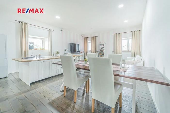 Prodej rodinného domu, Klobuky, Náměstí J. Š. Baara, 108 m2