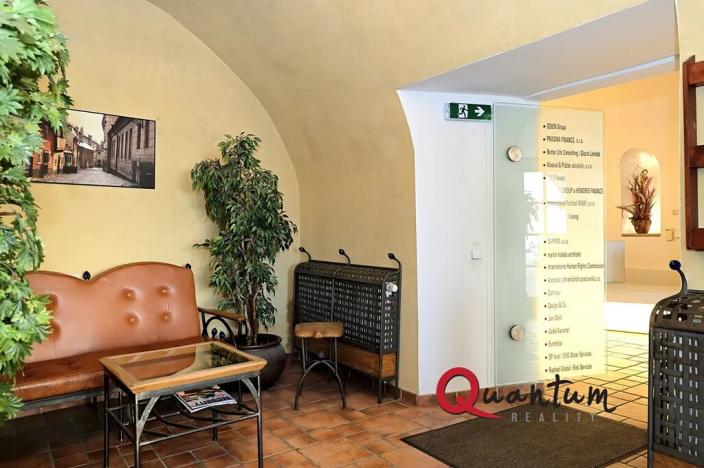 Pronájem kanceláře, Praha - Hradčany, Loretánské náměstí, 18 m2