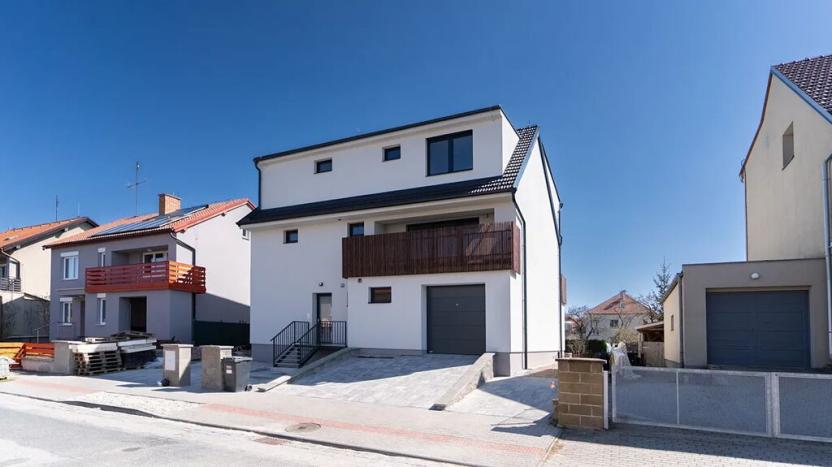 Prodej garáže, Brno, Kobylín, 30 m2