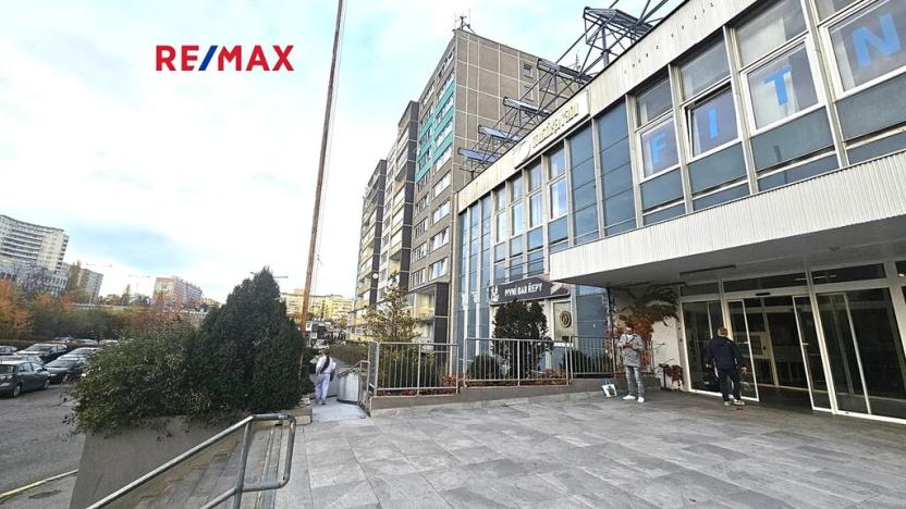 Pronájem bytu 2+kk, Praha - Řepy, Makovského, 40 m2