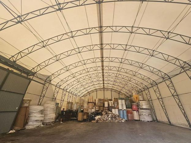 Prodej výrobních prostor, Studnice, 3543 m2