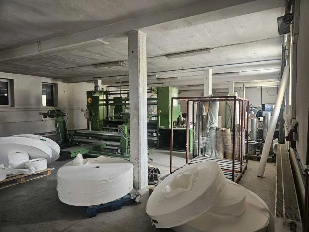 Prodej výrobních prostor, Studnice, 3543 m2