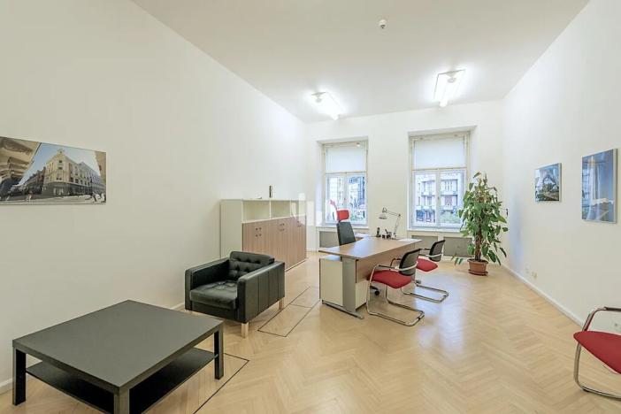 Pronájem kanceláře, Praha - Nové Město, Václavské náměstí, 900 m2