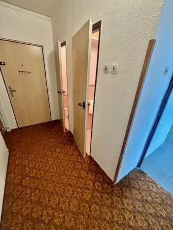 Pronájem bytu 1+kk, Praha, Prosecká, 30 m2