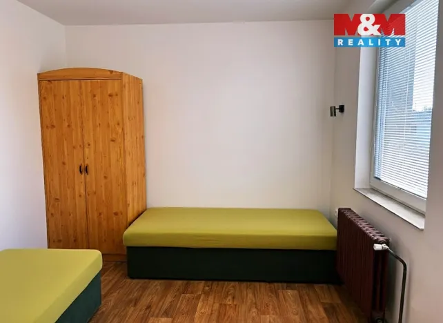 Prodej komerční nemovitosti, Libiš, 300 m2
