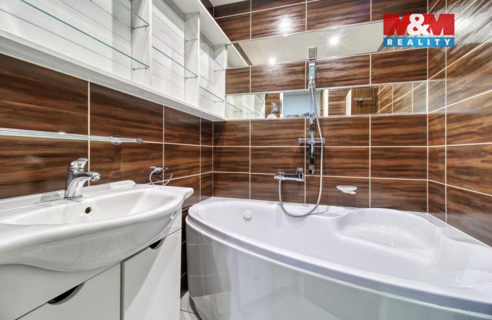 Prodej bytu 4+1, Klášterec nad Ohří, Topolová, 75 m2