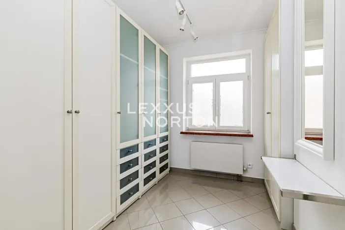 Pronájem atypického bytu, Praha - Nové Město, Dřevná, 250 m2