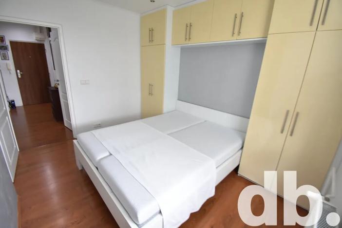 Pronájem bytu 3+1, Karlovy Vary, Fibichova, 62 m2