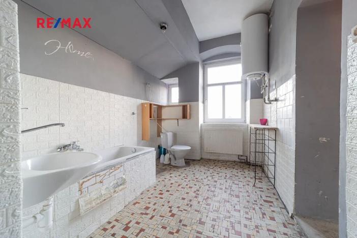 Prodej činžovního domu, Staré Město, nám. Osvobození, 444 m2