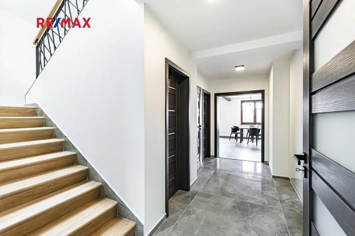 Prodej rodinného domu, Jindřichův Hradec, Spojovací, 183 m2