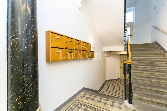 Pronájem bytu 2+kk, Praha - Nové Město, Soukenická, 66 m2