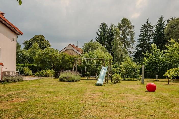 Prodej komerční nemovitosti, Sulice, Hlavní, 370 m2