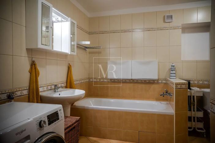 Prodej komerční nemovitosti, Sulice, Hlavní, 370 m2