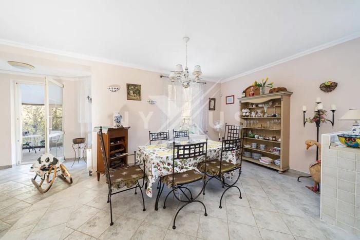 Prodej rodinného domu, Český Šternberk, 237 m2