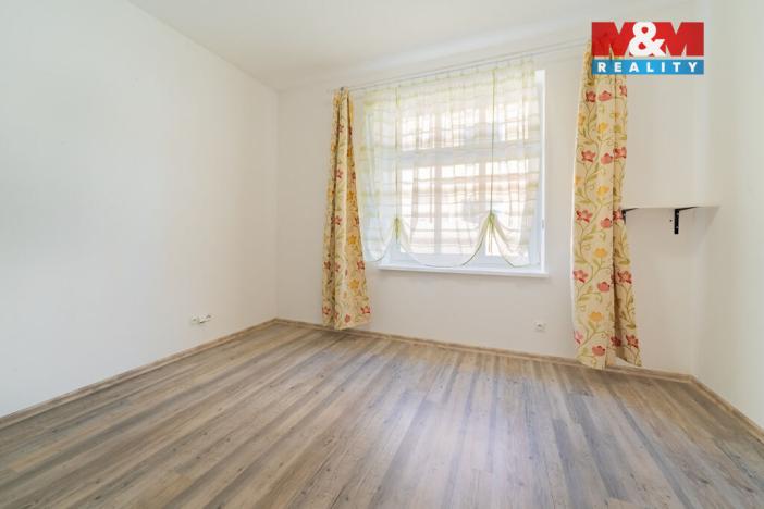 Prodej bytu 3+1, Karlovy Vary, Příčná, 76 m2