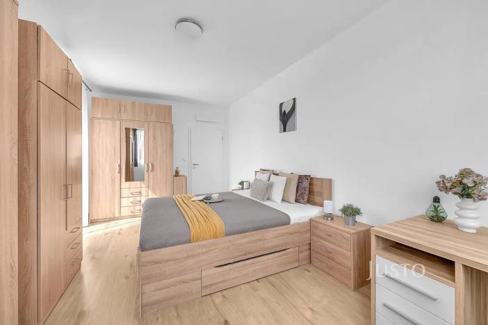 Prodej bytu 2+kk, Praha - Dolní Počernice, U konečné, 61 m2