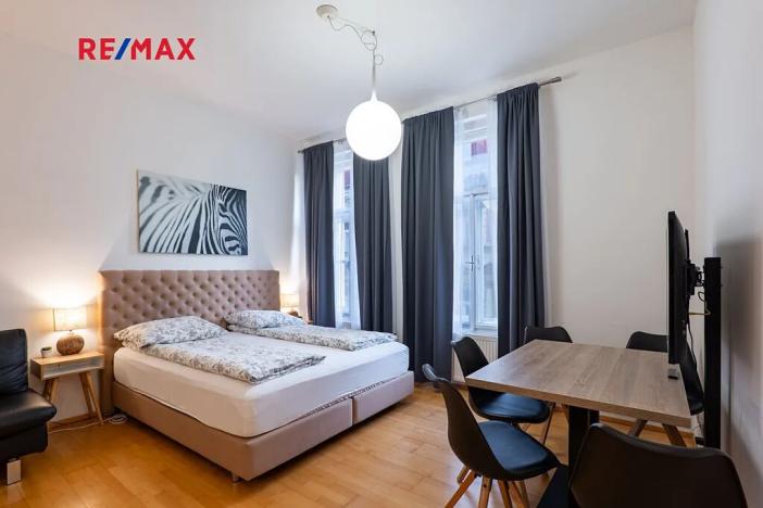 Pronájem bytu 2+kk, Praha - Nové Město, Řeznická, 50 m2