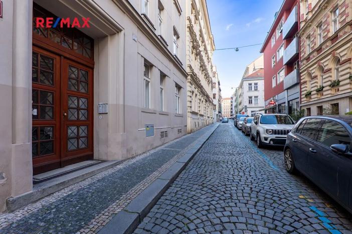 Pronájem bytu 2+kk, Praha - Nové Město, Řeznická, 50 m2