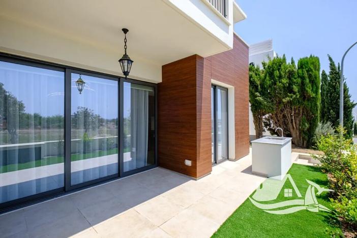 Prodej rodinného domu, Larnaka, Kypr, 169 m2