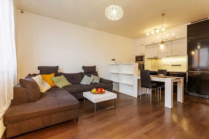 Prodej bytu 2+kk, Praha - Kyje, Farkašova, 48 m2