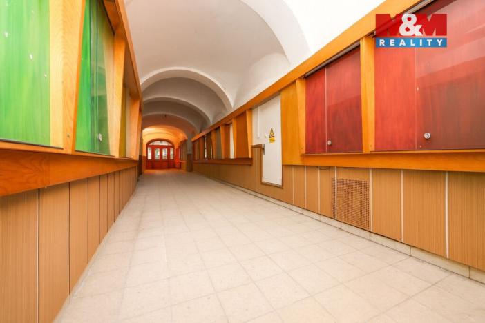 Prodej činžovního domu, Šumperk, nám. Míru, 1160 m2