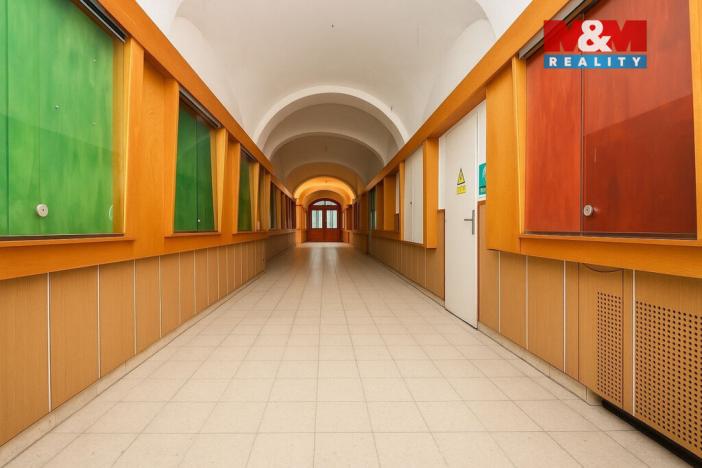 Prodej činžovního domu, Šumperk, nám. Míru, 1160 m2