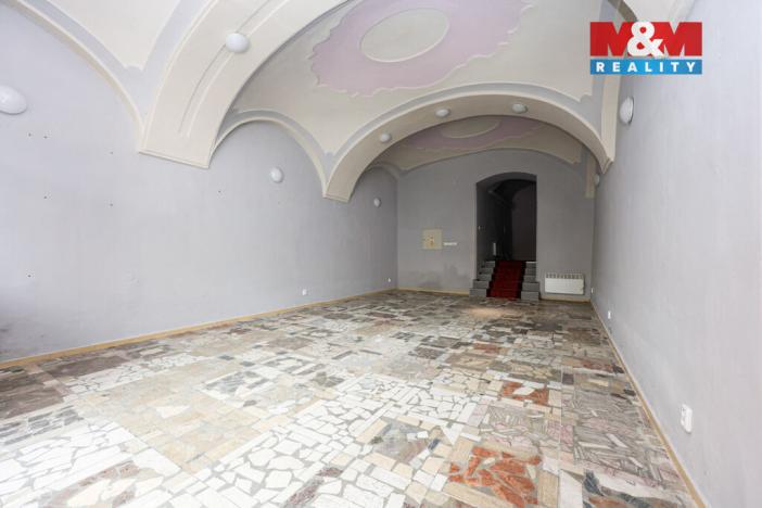 Prodej činžovního domu, Šumperk, nám. Míru, 1160 m2